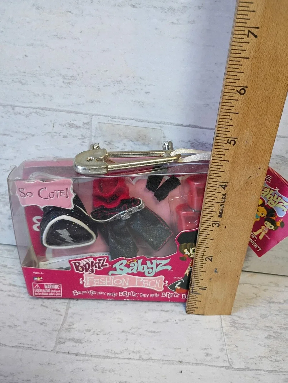Bratz Babyz Fashion Pack - Rock Out / Punkz Style NEW SEALED READ